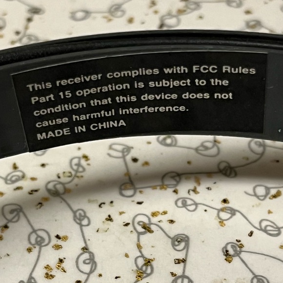 Sports Receiver Headphones - Picture 9 of 10